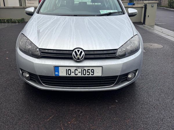 Volkswagen Golf Hatchback, Petrol, 2010, Silver