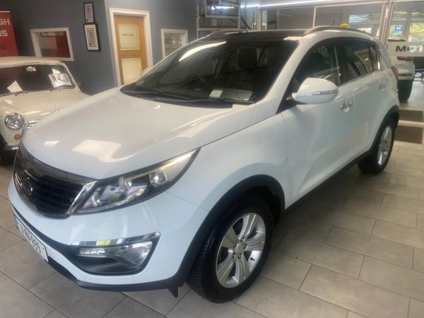 Kia Sportage SUV, Diesel, 2011, White
