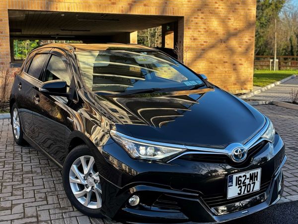 Toyota Auris Hatchback, Petrol Hybrid, 2016, Black