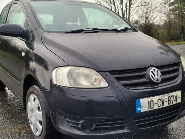 Volkswagen Fox Hatchback, Petrol, 2010, Black