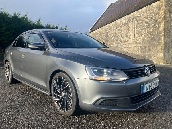 Volkswagen Jetta Saloon, Diesel, 2014, Grey