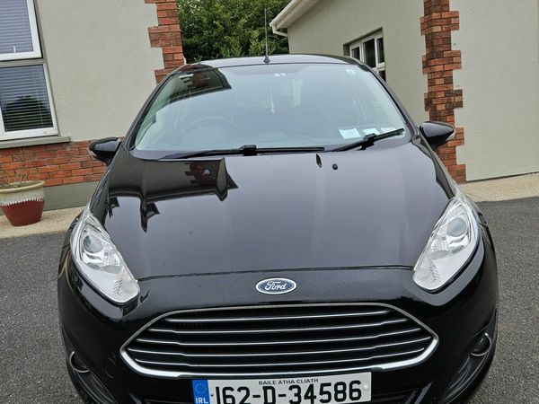 Ford Fiesta Hatchback, Diesel, 2016, Black