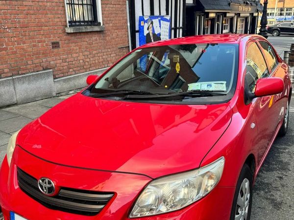 Toyota Corolla Saloon, Petrol, 2008, Red