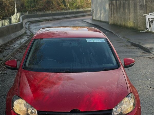 Volkswagen Golf Hatchback, Diesel, 2009, Red