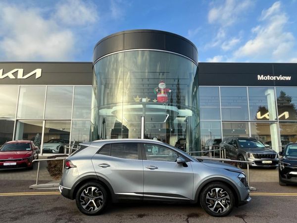 Kia Sportage MPV, Diesel, 2025, Grey