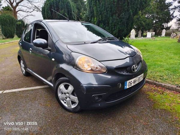 Toyota Aygo Hatchback, Petrol, 2006, Grey
