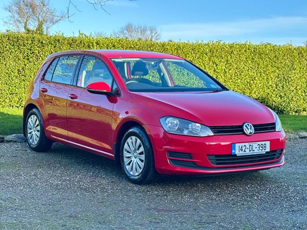 Volkswagen Golf Estate, Petrol, 2014, Red