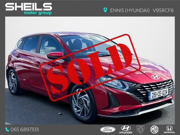 Hyundai i20 Hatchback, Petrol, 2025, Red