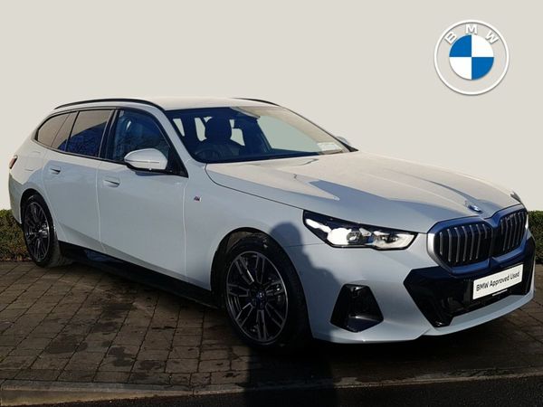 BMW 5-Series Estate, Petrol Plug-in Hybrid, 2025, Grey