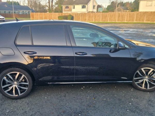 Volkswagen Golf Hatchback, Petrol, 2017, Black