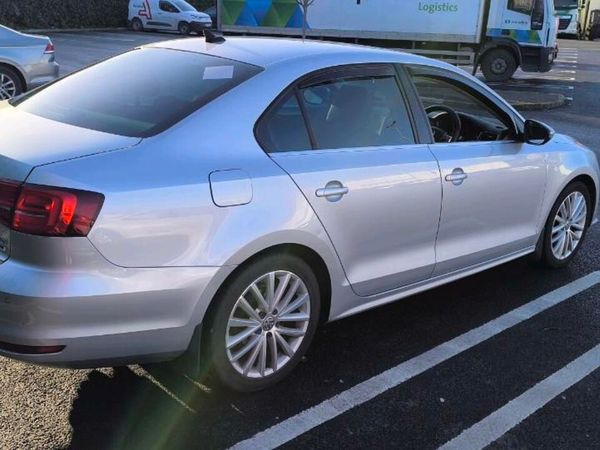 Volkswagen Jetta Saloon, Diesel, 2016, Silver
