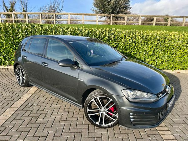 Volkswagen Golf Hatchback, Diesel, 2015, Grey
