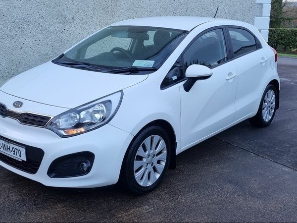 Kia Rio Hatchback, Petrol, 2012, White