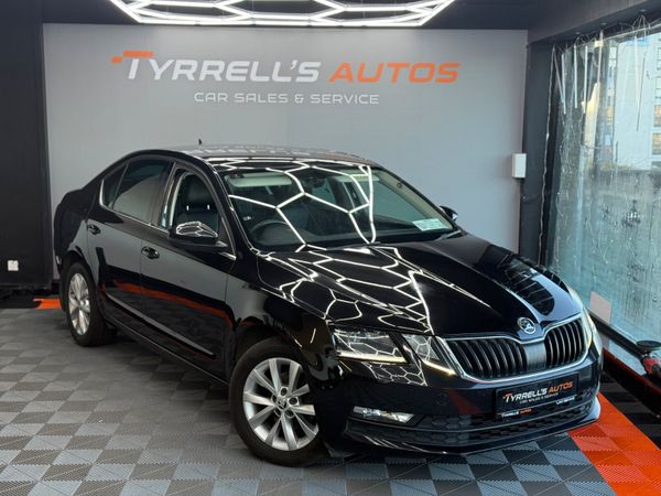 Skoda Octavia Saloon, Diesel, 2020, Black