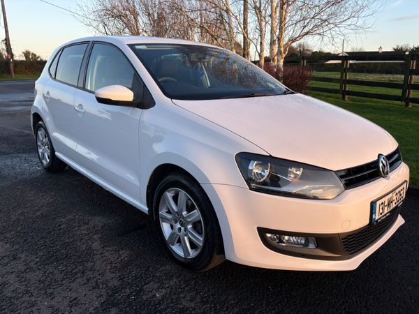 Volkswagen Polo Hatchback, Diesel, 2013, White