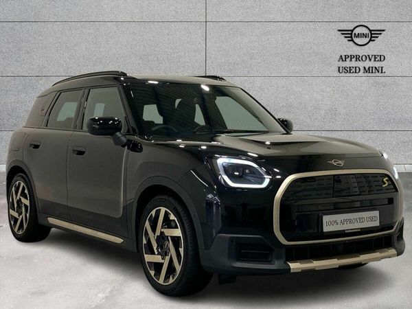 Mini Countryman SUV, Electric, 2024, Black
