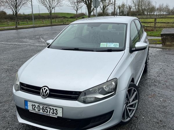 Volkswagen Polo Hatchback, Petrol, 2012, Silver