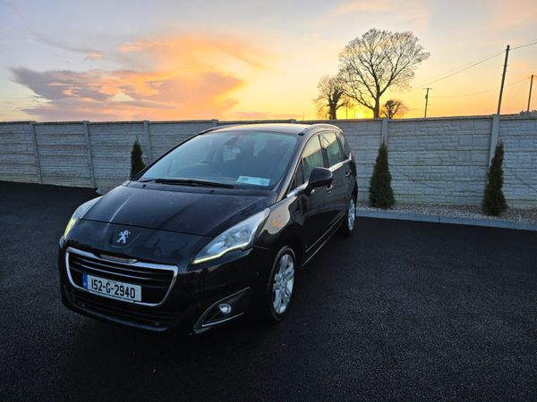 Peugeot 5008 MPV, Diesel, 2015, Black