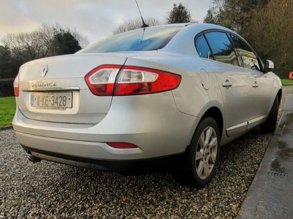 Renault Fluence Saloon, Diesel, 2011, Silver