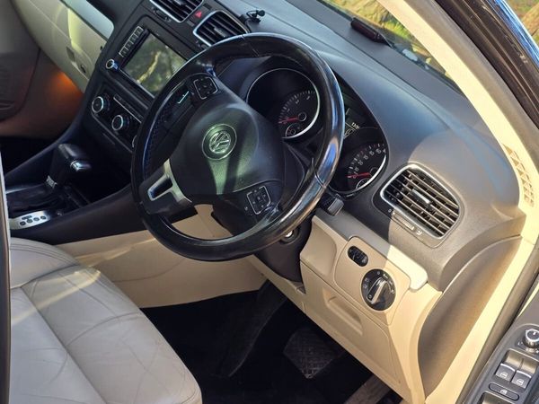Volkswagen Golf Hatchback, Petrol, 2009, Black