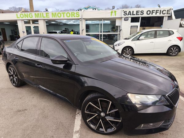 Skoda Superb Hatchback, Diesel, 2017, Black