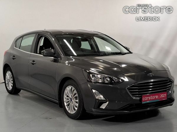 Ford Focus Hatchback, Diesel, 2021, Grey