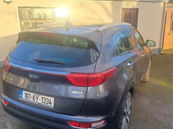 Kia Sportage SUV, Diesel, 2016, Silver