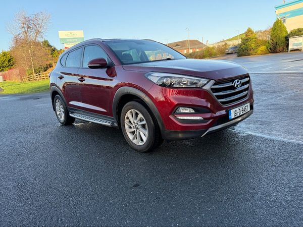 Hyundai Tucson SUV, Diesel, 2016, Red