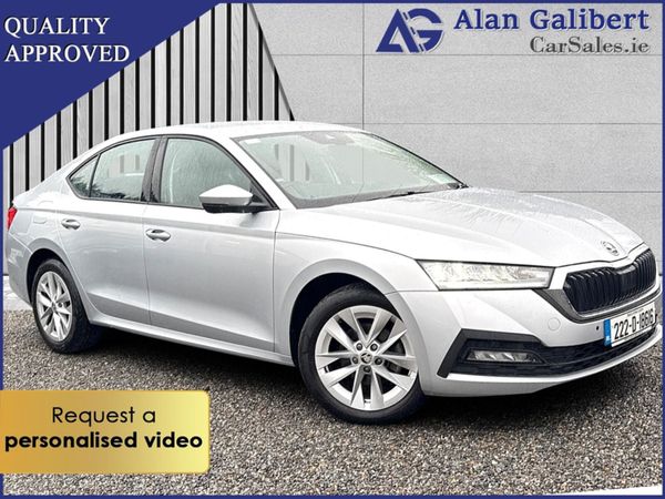 Skoda Octavia Hatchback, Diesel, 2022, Grey