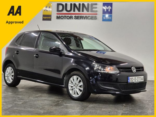Volkswagen Polo Hatchback, Petrol, 2013, Black