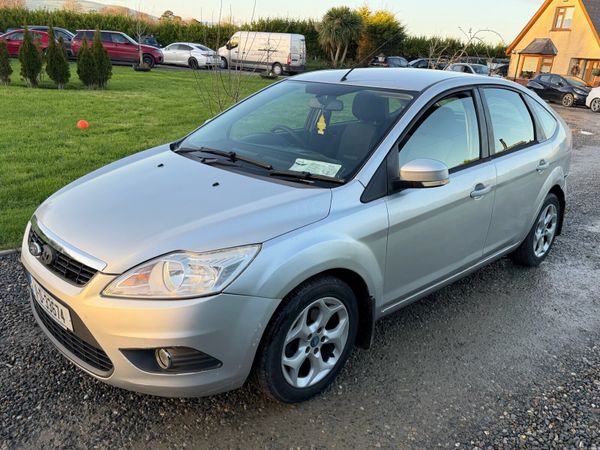 Ford Focus Hatchback, Diesel, 2011, Silver
