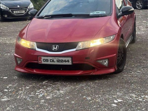 Honda Civic Hatchback, Diesel, 2009, Red