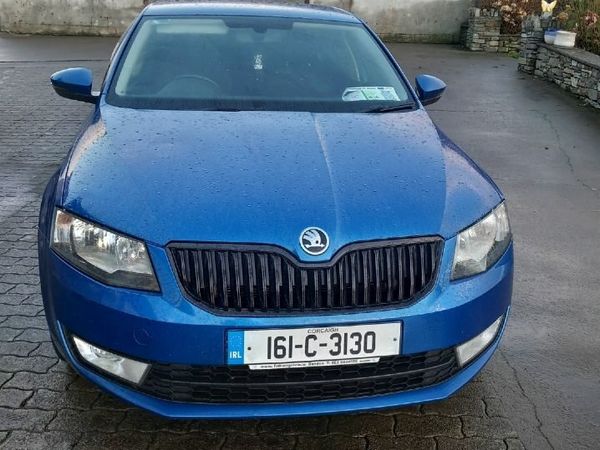 Skoda Octavia Saloon, Diesel, 2016, Blue