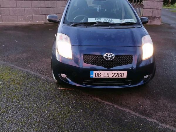 Toyota Yaris Hatchback, Petrol, 2006, Blue