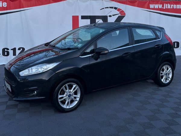 Ford Fiesta Hatchback, Petrol, 2017, Black