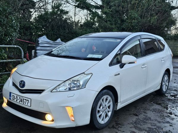 Toyota Prius MPV, Petrol Hybrid, 2013, White