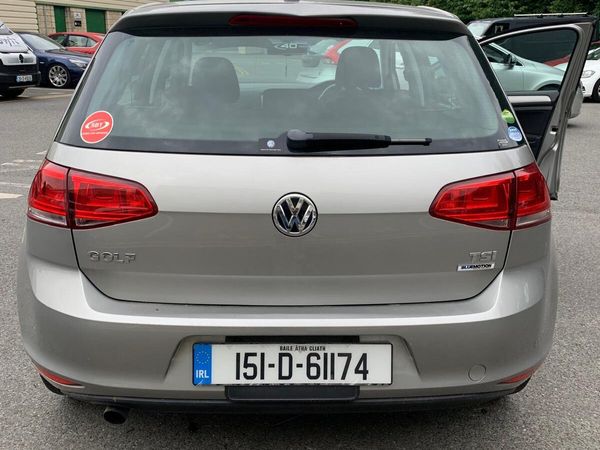 Volkswagen Golf Hatchback, Petrol, 2015, Gold