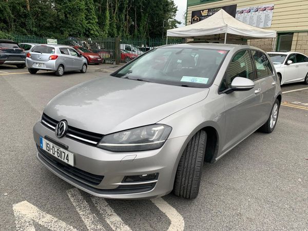 Volkswagen Golf Hatchback, Petrol, 2015, Gold