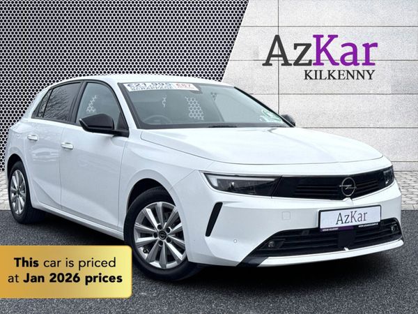 Opel Astra Hatchback, Petrol, 2022, White