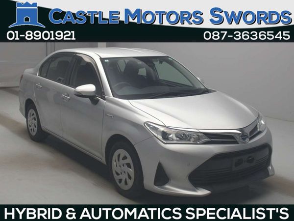 Toyota Corolla Saloon, Petrol Hybrid, 2019, Silver