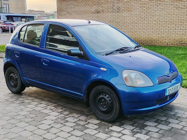 Toyota Yaris Hatchback, Petrol, 2002, Blue