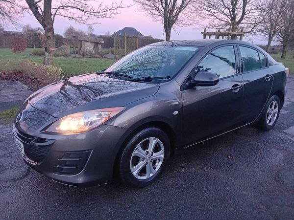 Mazda Mazda3 Saloon, Diesel, 2010, Grey