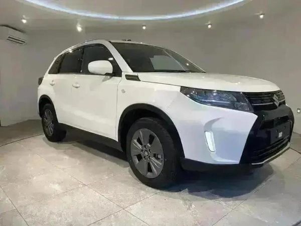 Suzuki Vitara SUV, Petrol Hybrid, 2025, White