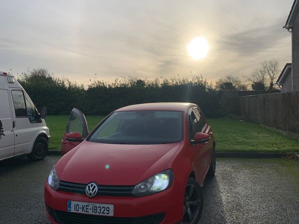 Volkswagen Golf Hatchback, Diesel, 2010, Red