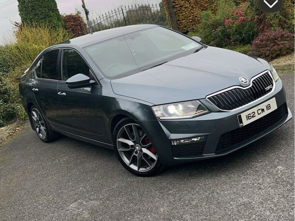 Skoda Octavia Saloon, Diesel, 2016, Grey
