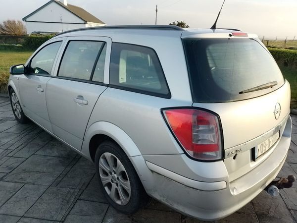 Opel Astra Estate, Diesel, 2009, Silver