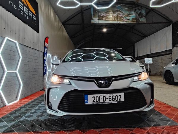 Toyota Corolla Saloon, Petrol Hybrid, 2020, Grey
