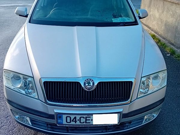 Skoda Octavia Hatchback, Petrol, 2004, Silver