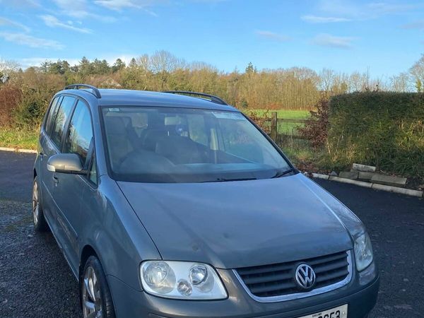 Volkswagen Touran MPV, Diesel, 2006, Grey
