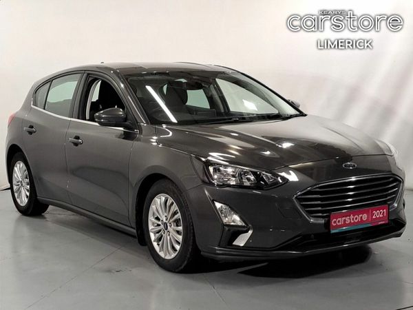 Ford Focus Hatchback, Diesel, 2021, Grey